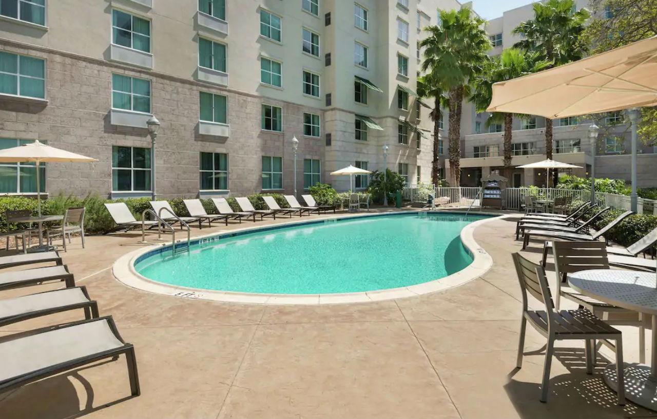 Homewood Suites By Hilton Tampa Airport - Westshore Extérieur photo