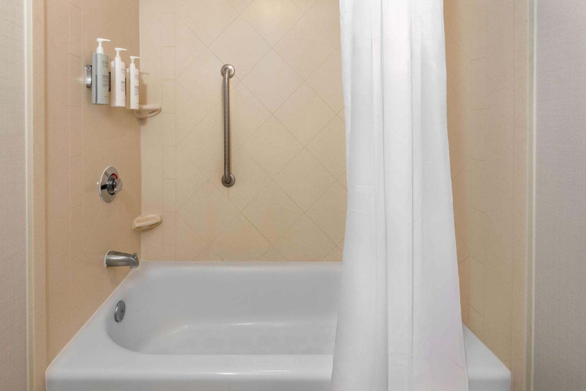 Homewood Suites By Hilton Tampa Airport - Westshore Extérieur photo